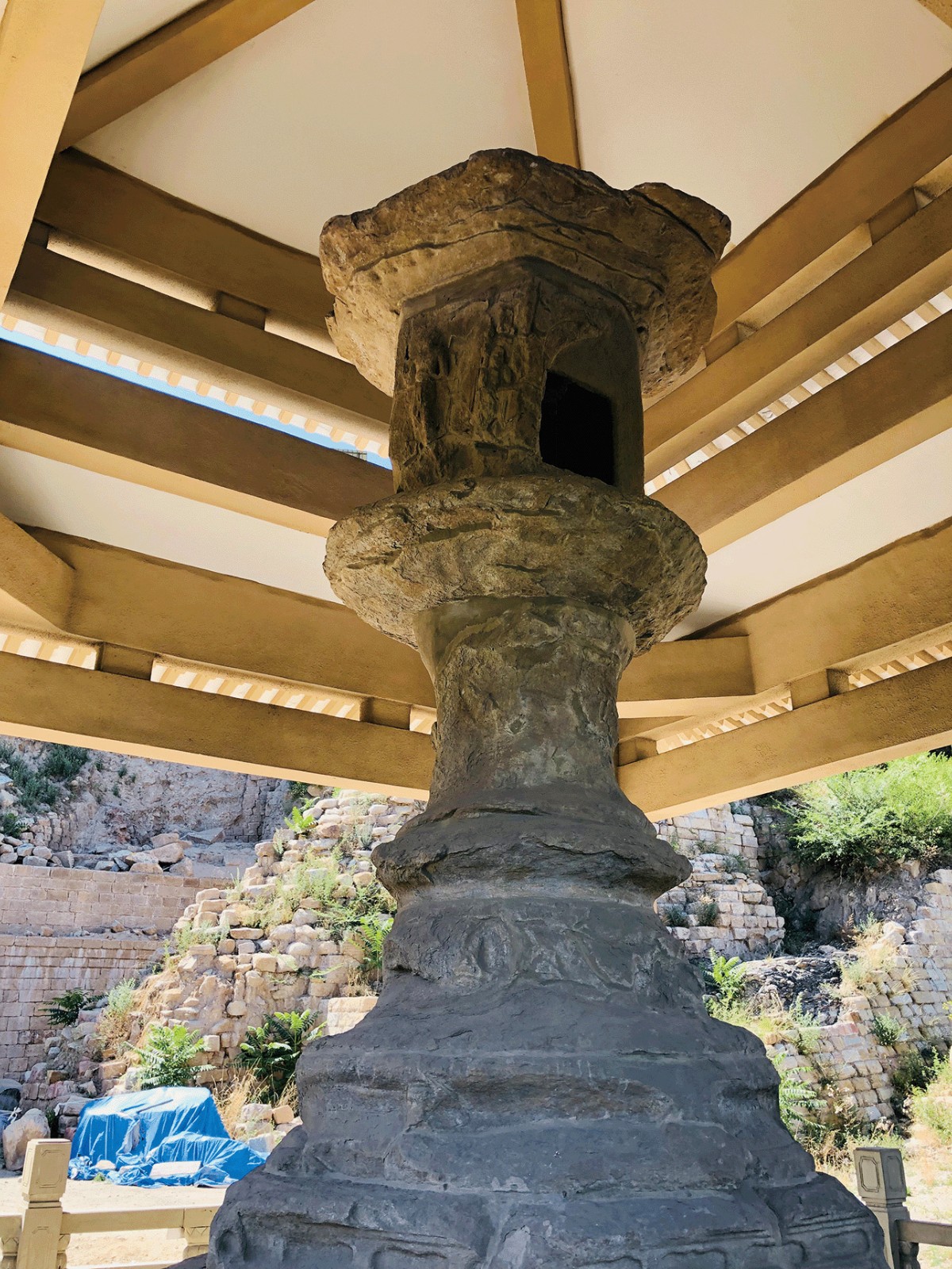 3-2-3北齐燃灯塔.jpg